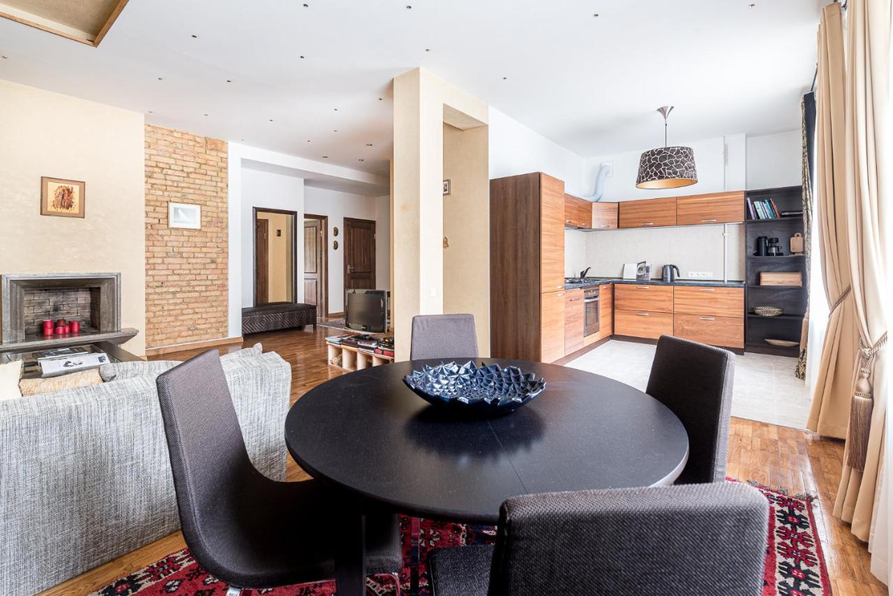 Angel House Vilnius, 8 Apartment Bagian luar foto